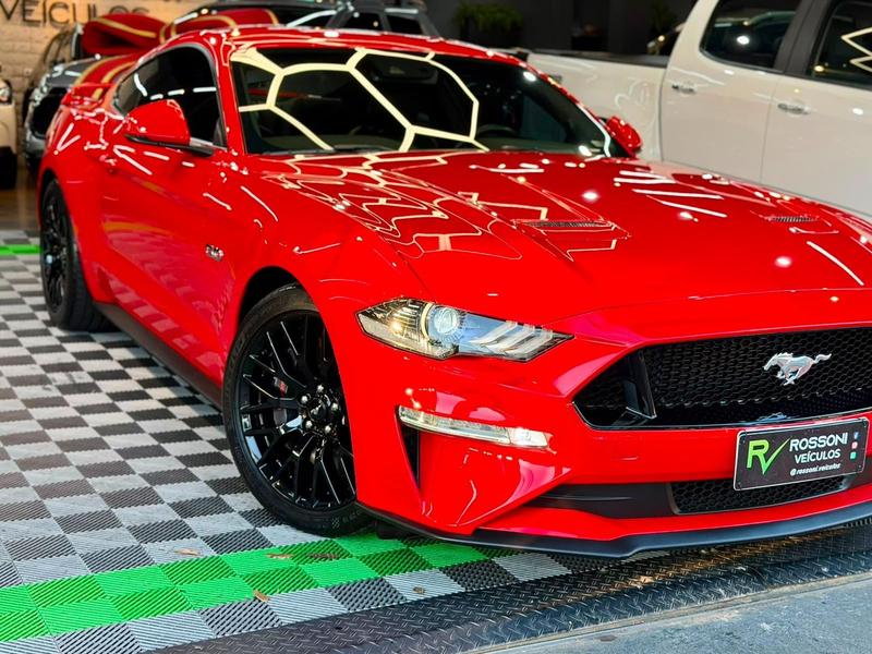 Ford Mustang gt - foto 7