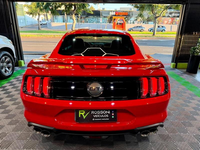 Ford Mustang gt - foto 5