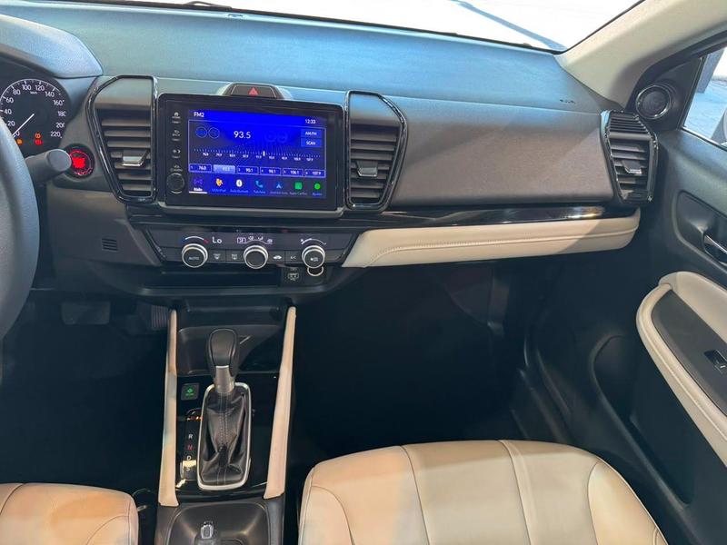 Honda City Touring - foto 17