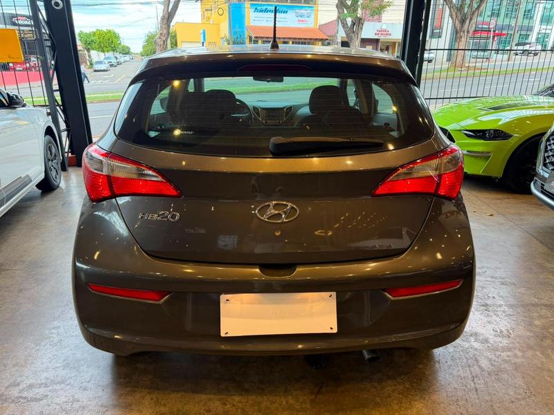 Hyundai HB20 10ta comfort - foto 6
