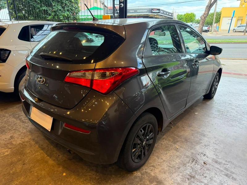 Hyundai HB20 10ta comfort - foto 5