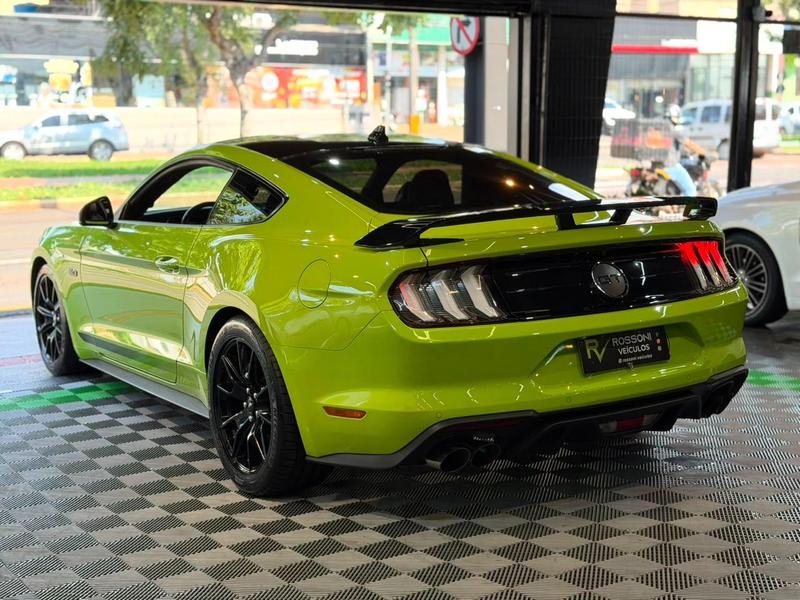 Ford Mustang 5.0 V8 Ti CVT Gasolina Black Shadow Selectshift - foto 9