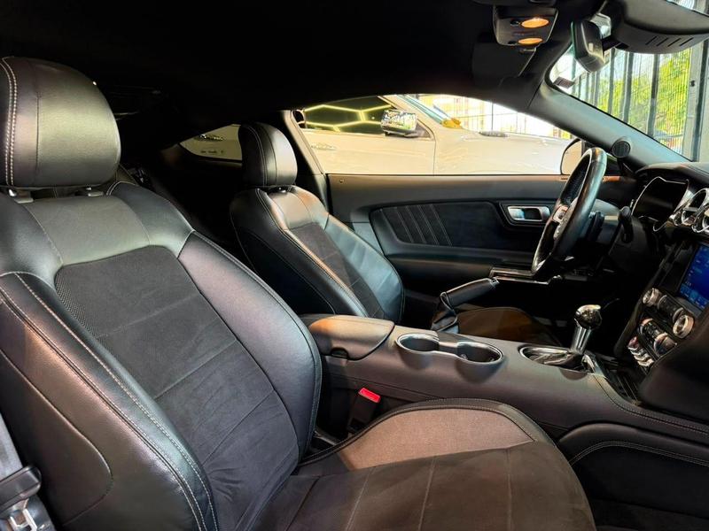 Ford Mustang 5.0 V8 Ti CVT Gasolina Black Shadow Selectshift - foto 17