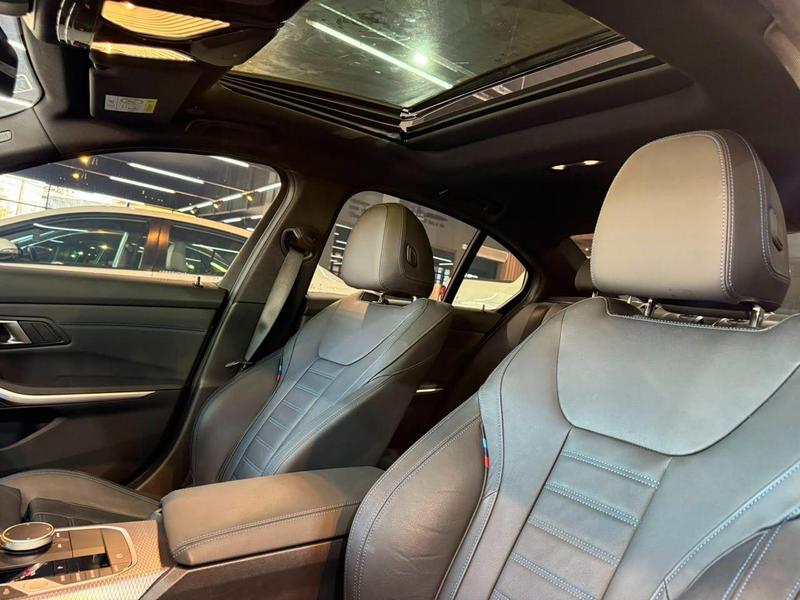 BMW 320i M Sport Flex - foto 15