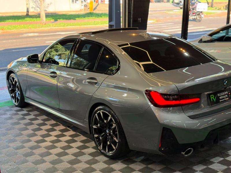BMW 320i M Sport Flex - foto 6