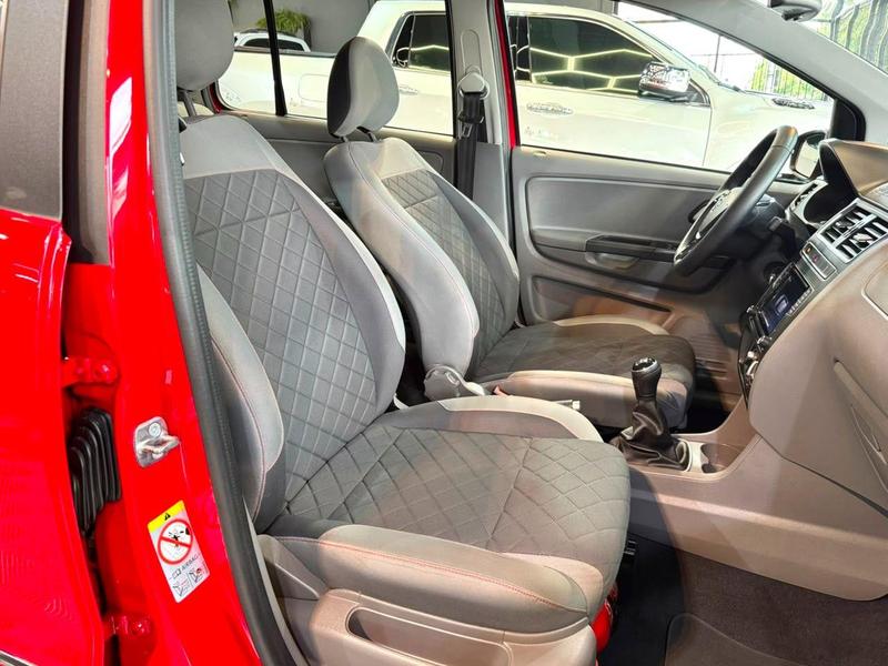 Volkswagen Fox Rock In Rio 1.6 Mi Total Flex 8V 5P - foto 17
