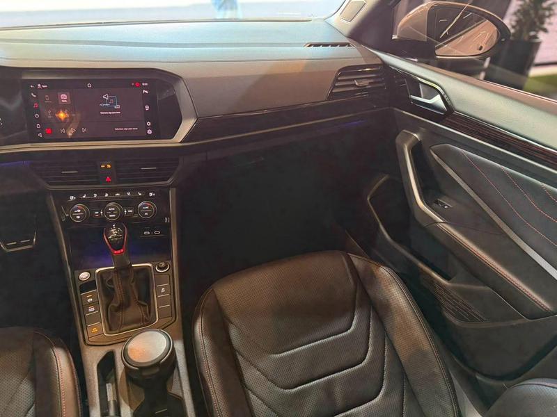 Volkswagen Jetta GLi - foto 17