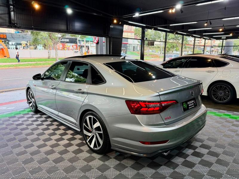 Volkswagen Jetta GLi Ag - foto 6