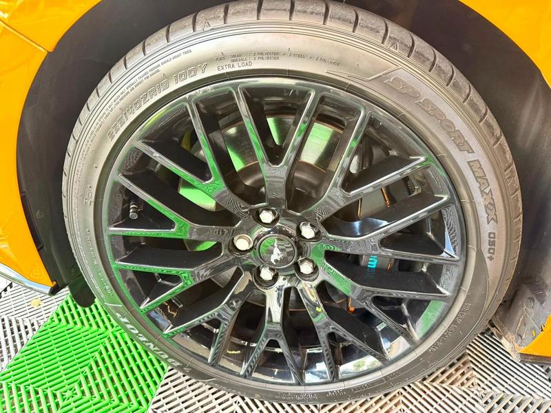 Ford Mustang GT - foto 20
