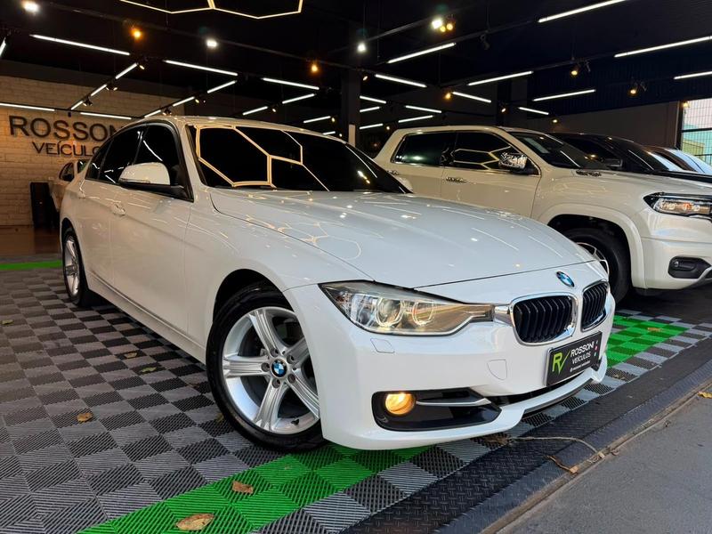 BMW 320i Active Flex - foto 3