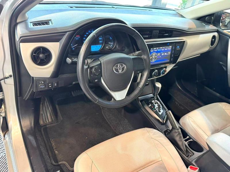 Toyota Corolla GLi Upper - foto 12