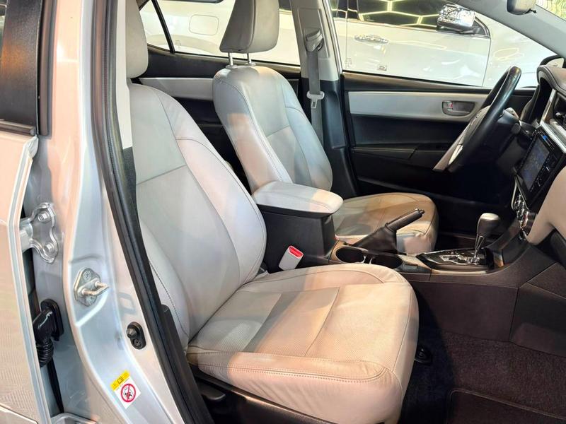 Toyota Corolla GLi Upper - foto 15