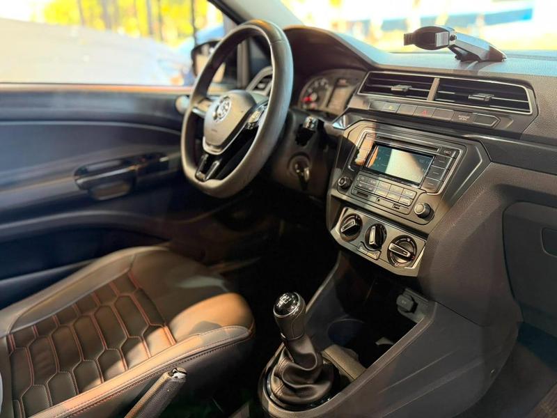 Volkswagen Saveiro Trendline 1.6 T.flex 8V - foto 13