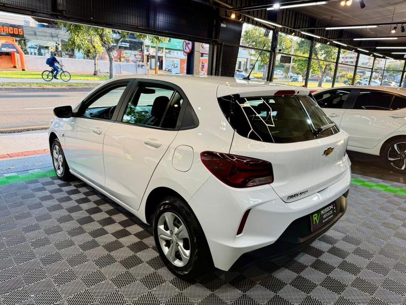 Chevrolet Onix 10mt Hb - foto 6