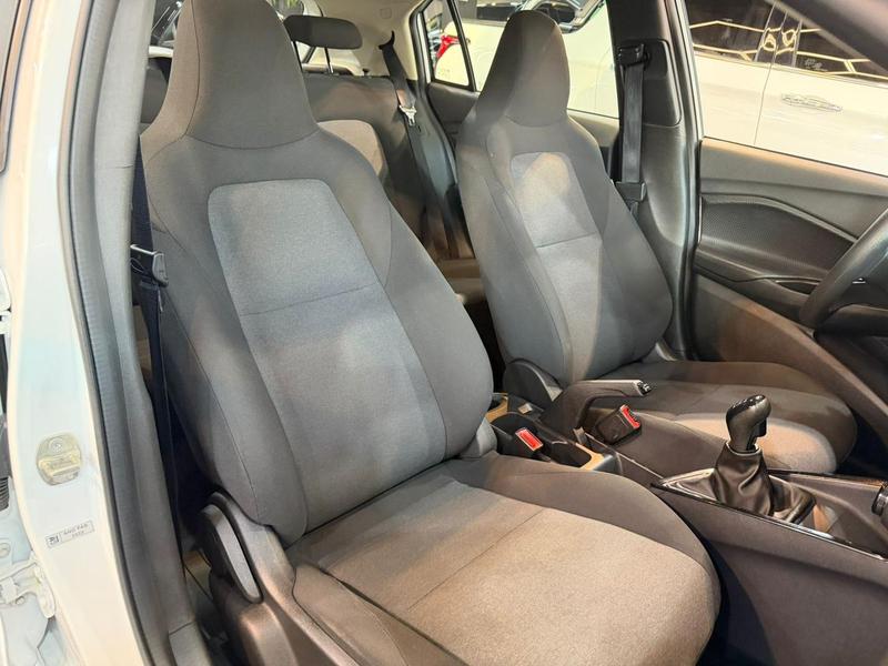 Chevrolet Onix 10mt Hb - foto 14