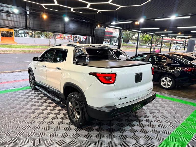 Fiat Toro Volcano 2.0 16V 4X4 Tb Diesel Aut. - foto 6