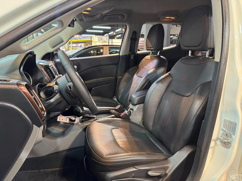Fiat Toro Volcano 2.0 16V 4X4 Tb Diesel Aut. - foto 14