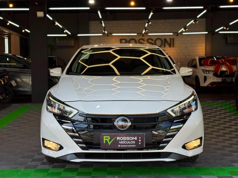Nissan Versa Excl CVT - foto 2