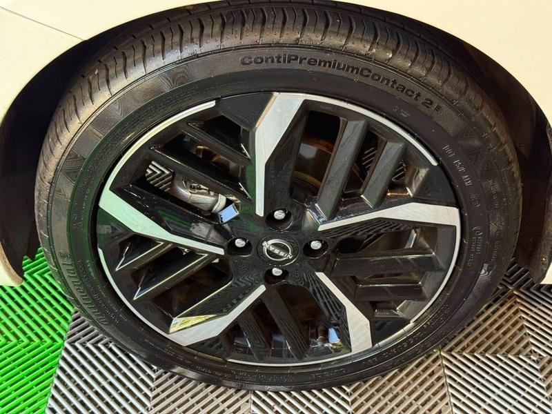 Nissan Versa Excl CVT - foto 20