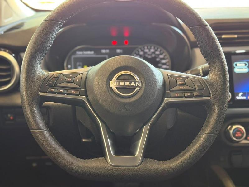 Nissan Versa Excl CVT - foto 10