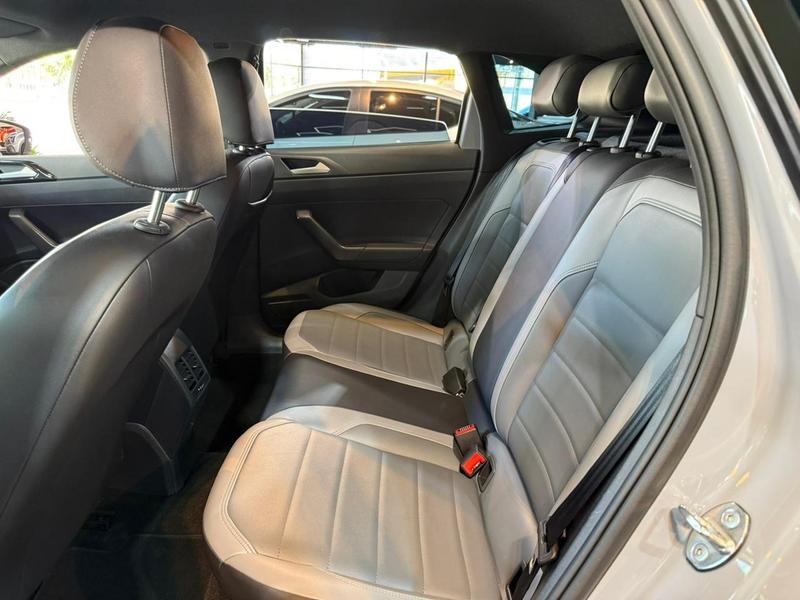 Volkswagen Nivus Hl TSI - foto 15