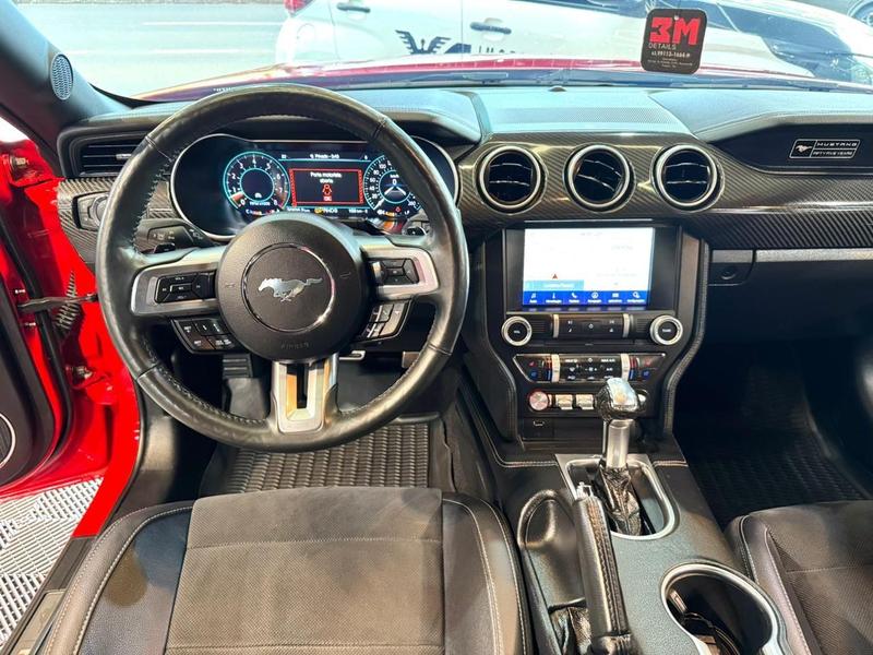 Ford Mustang GT - foto 10