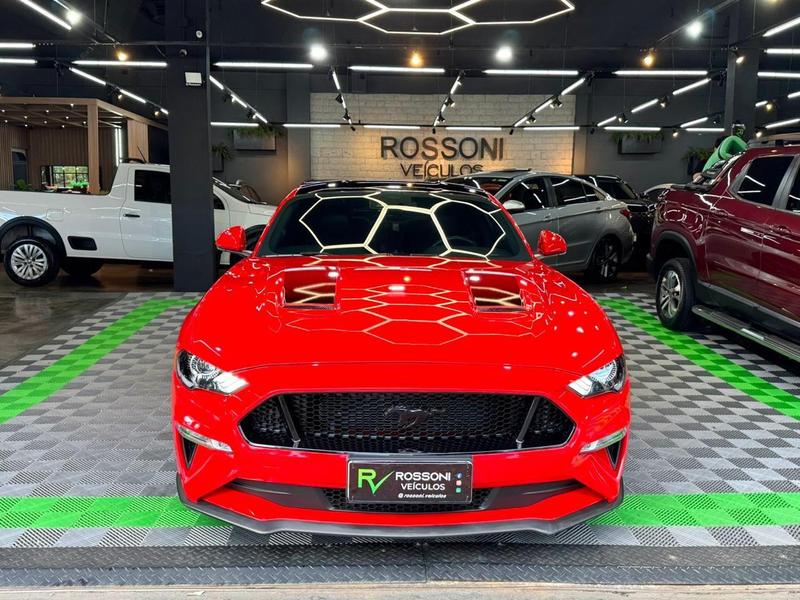 Ford Mustang GT - foto 2