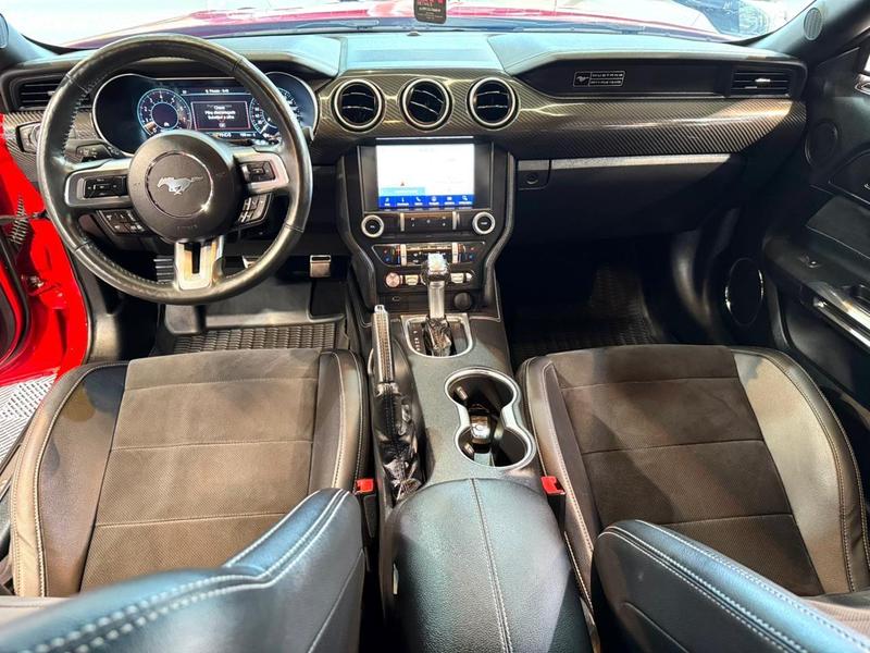 Ford Mustang GT - foto 12