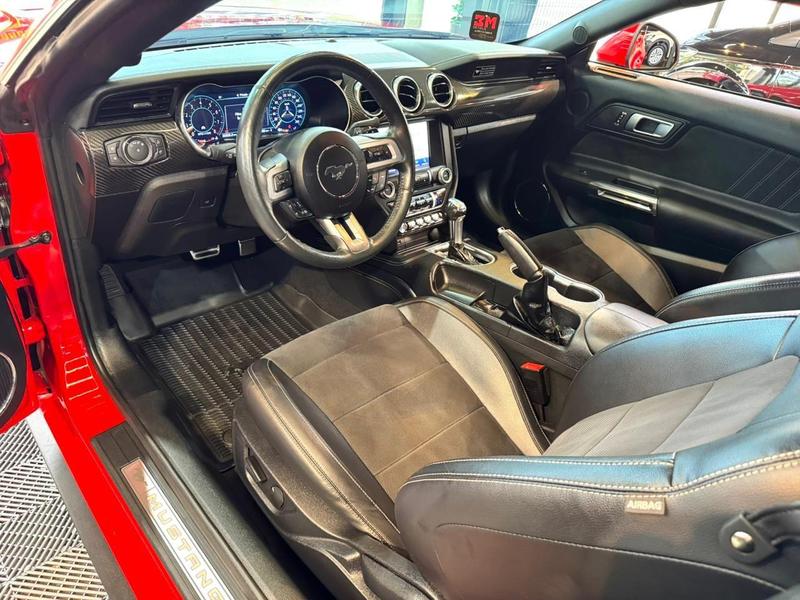 Ford Mustang GT - foto 11