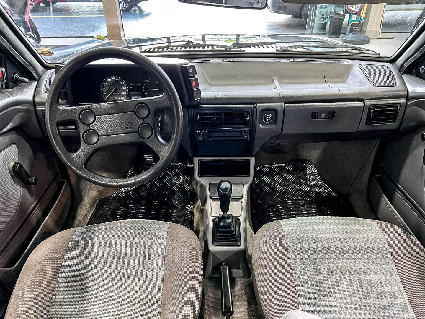 VOLKSWAGEN VOYAGE GL 1.8 - foto 10