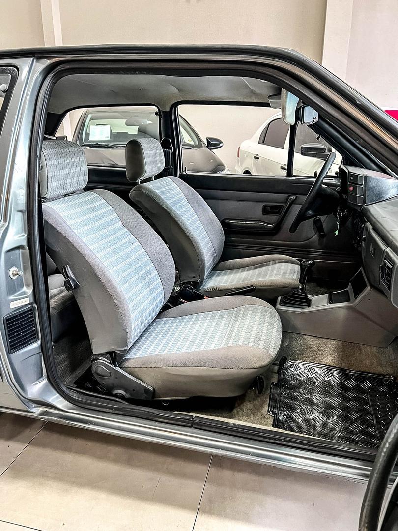 VOLKSWAGEN VOYAGE GL 1.8 - foto 9