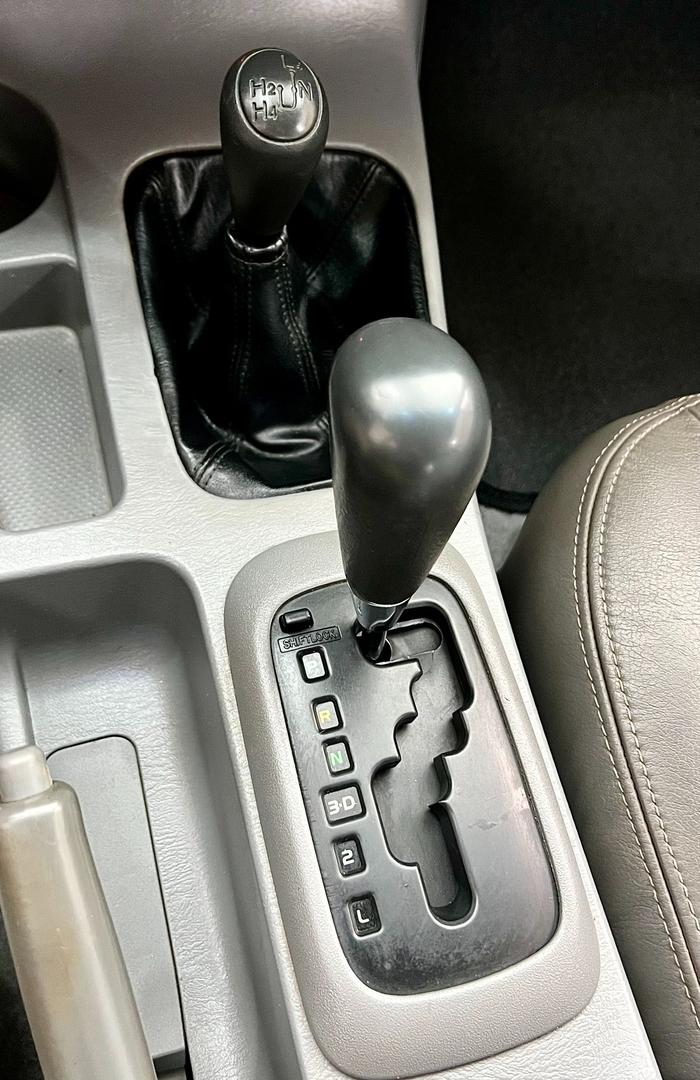 TOYOTA HILUX SRV 4X4 3.0 TURBO DIESEL CABINE DUPLA - foto 13