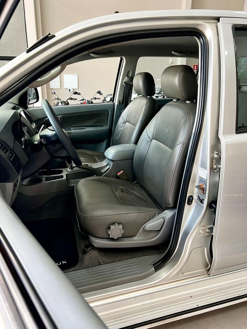TOYOTA HILUX SRV 4X4 3.0 TURBO DIESEL CABINE DUPLA - foto 7
