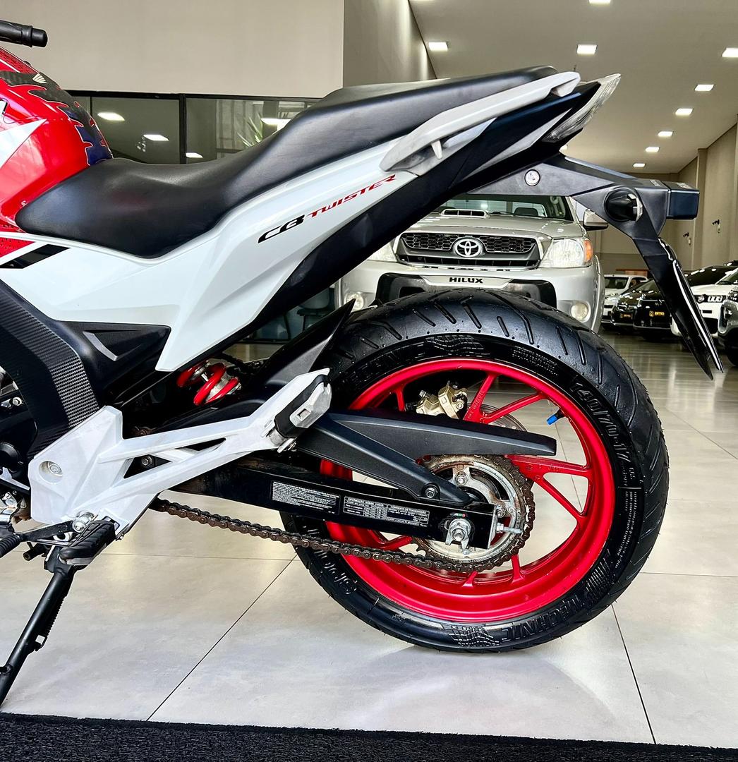 HONDA CB 250F TWISTER  - foto 17