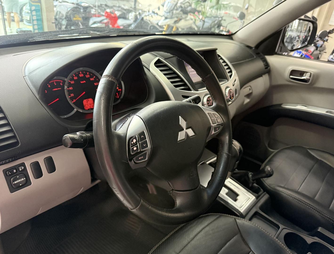 MITSUBISHI L200 TRITON HPE 3.2 TURBO DIESEL - foto 12