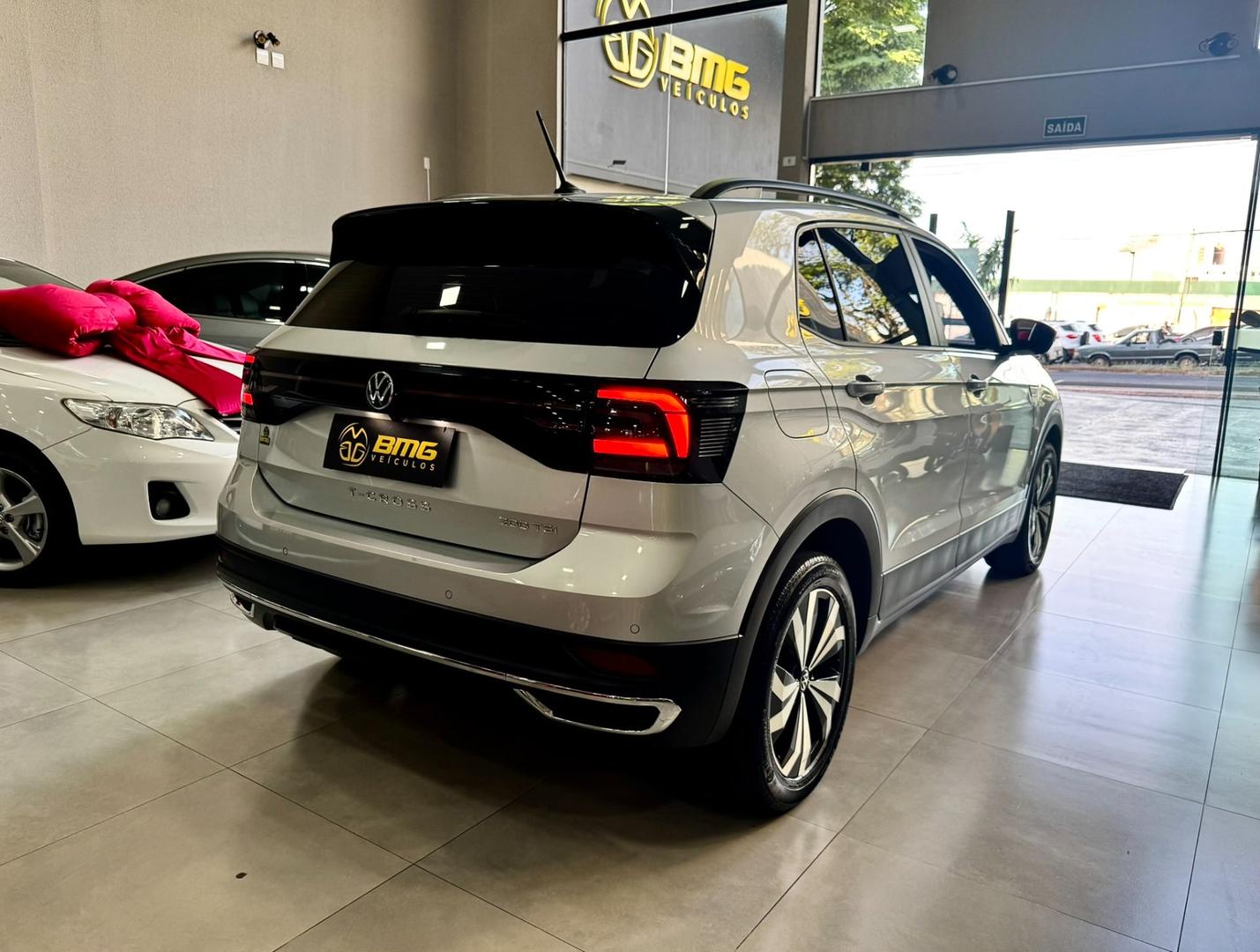 VOLKSWAGEN T-CROSS COMFORTLINE 1.0 TSI - foto 4