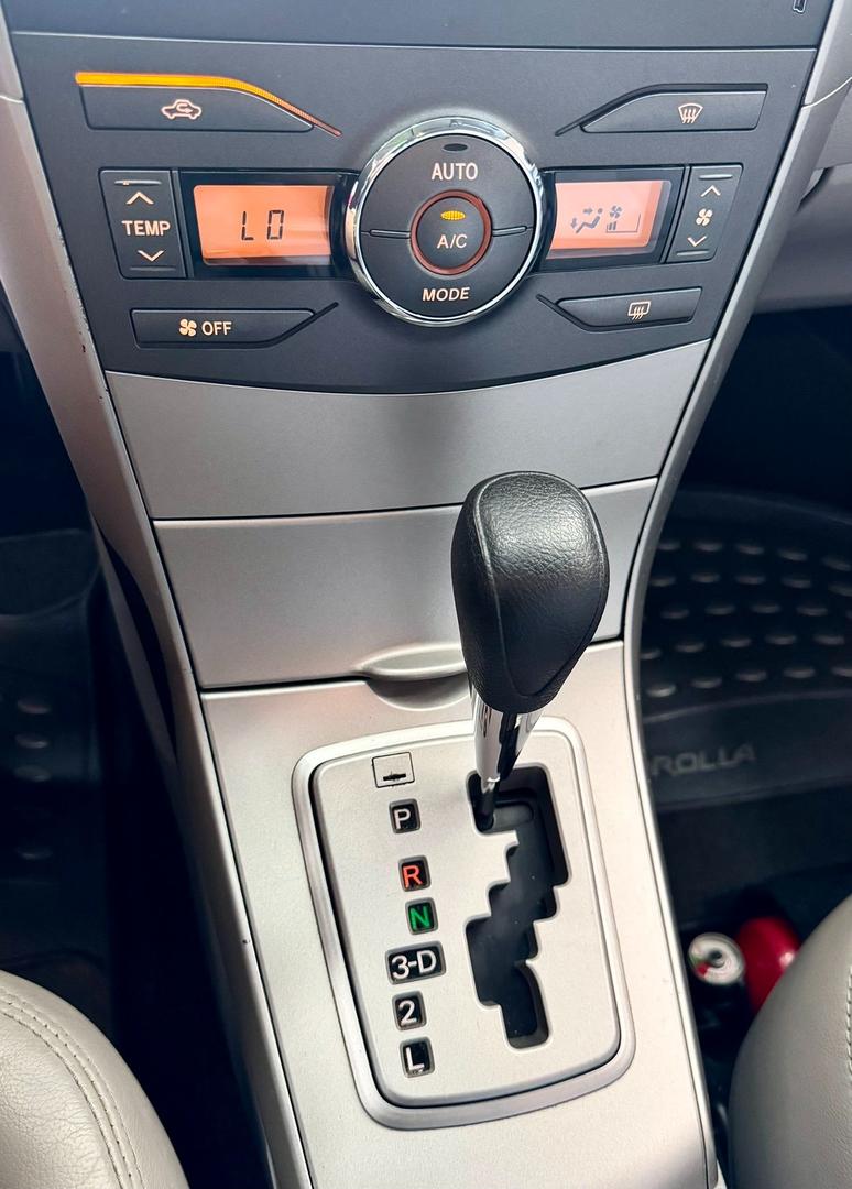 TOYOTA COROLLA GLI 1.8 - foto 13