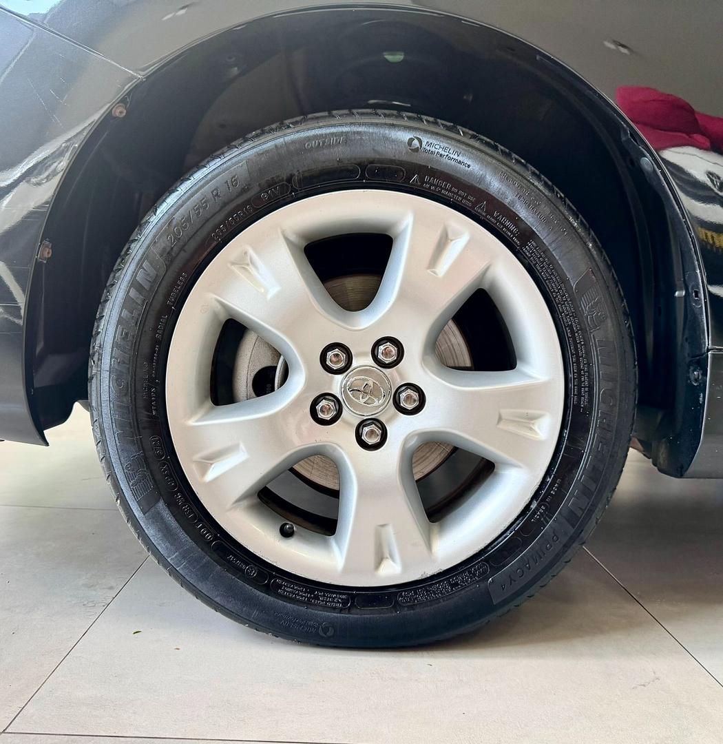 TOYOTA COROLLA GLI 1.8 - foto 17