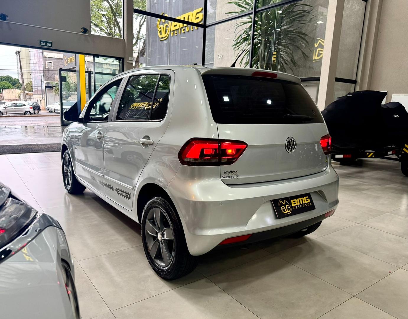 VOLKSWAGEN FOX CONNECT 1.6 - foto 3