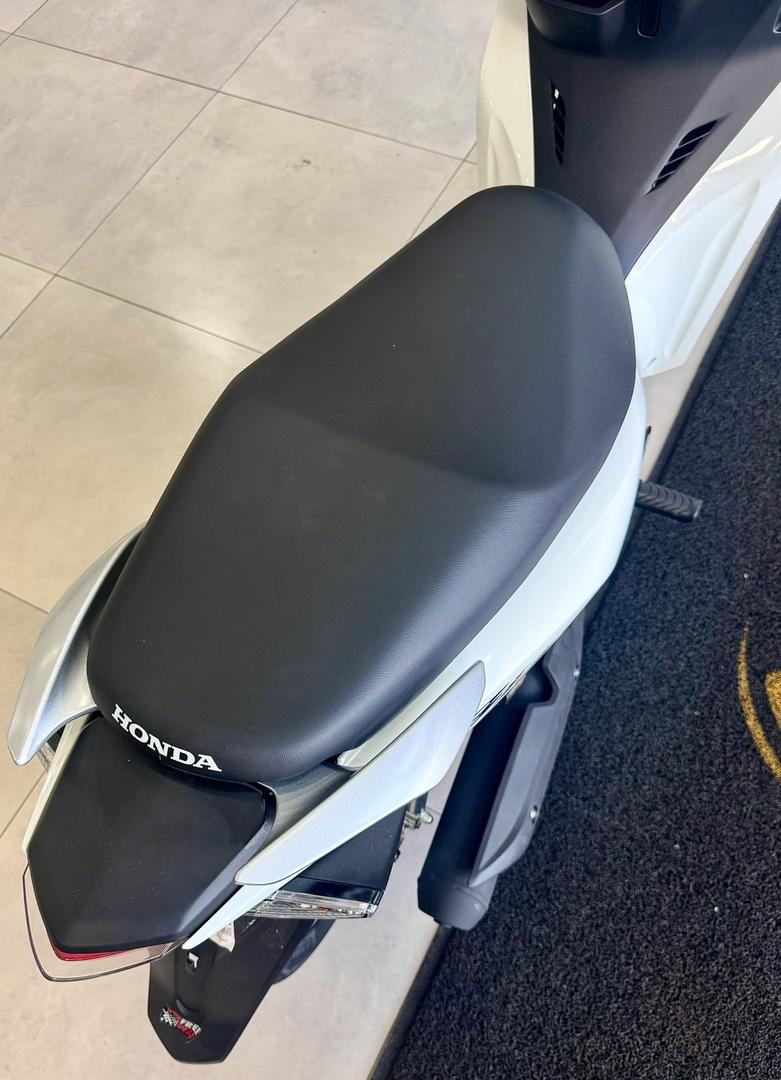 HONDA BIZ 125 ES - foto 10