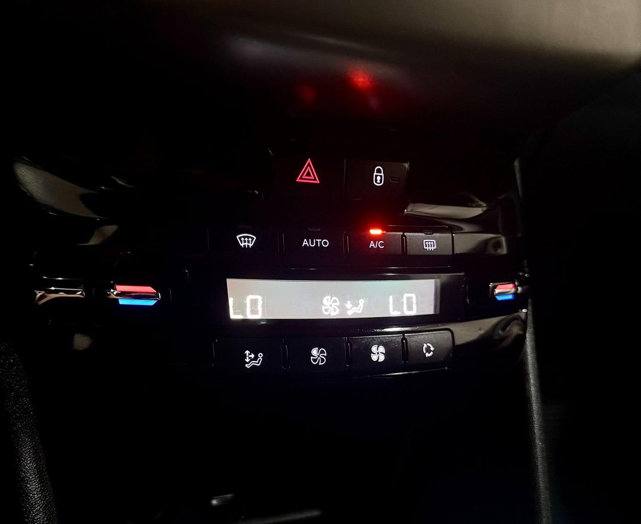 PEUGEOT 2008 ALLURE 1.6 - foto 14