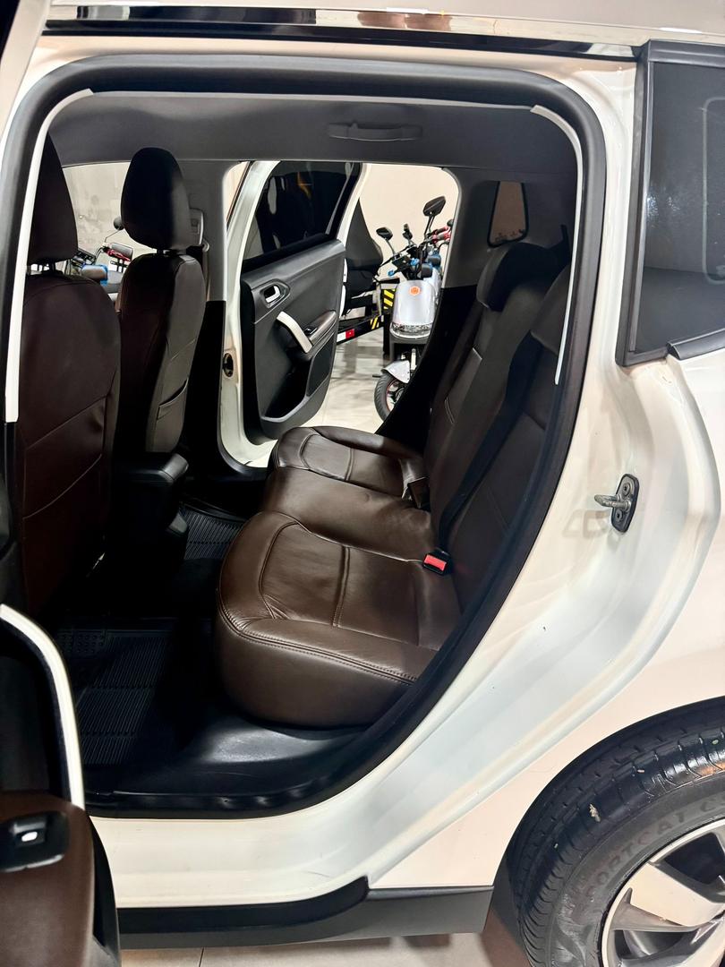 PEUGEOT 2008 ALLURE 1.6 - foto 8