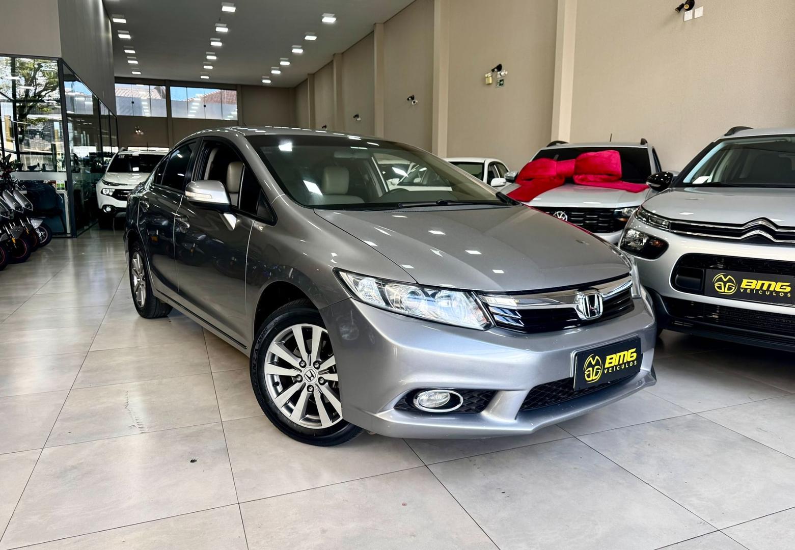 HONDA CIVIC LXR 2.0 - foto 1