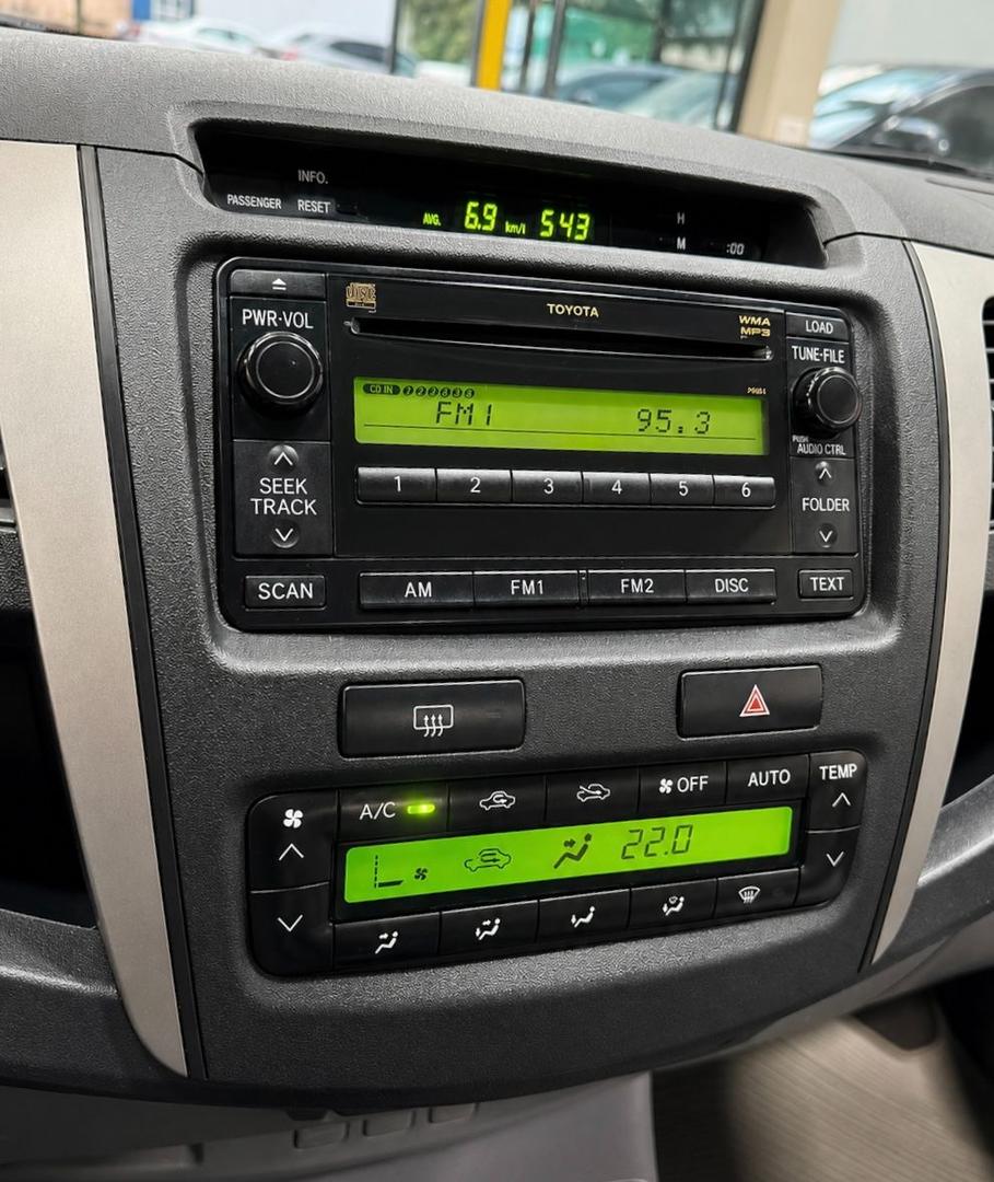 TOYOTA HILUX SRV 3.0 TURBO DIESEL 4X2 - foto 14