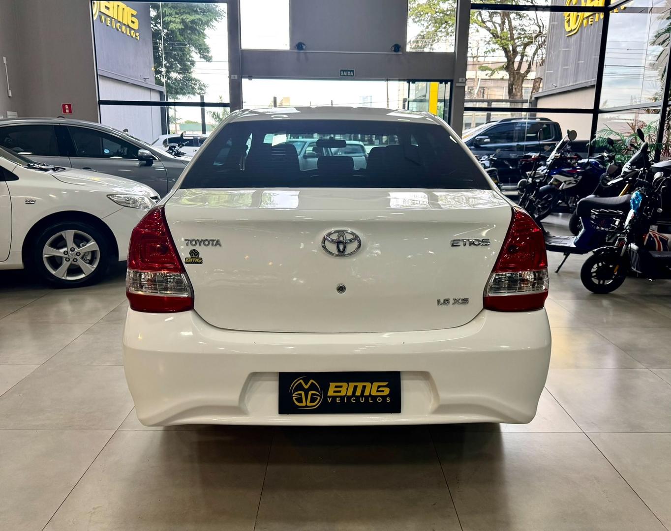 TOYOTA ETIOS SEDAN XS 1.5 - foto 6