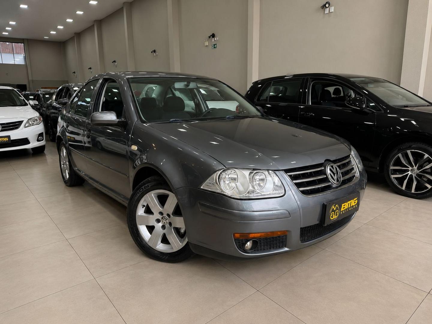 VOLKSWAGEN BORA 2.0 AUT - foto 1