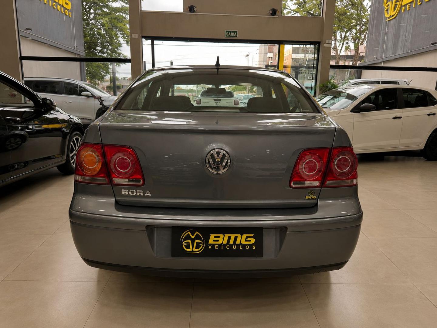 VOLKSWAGEN BORA 2.0 AUT - foto 6