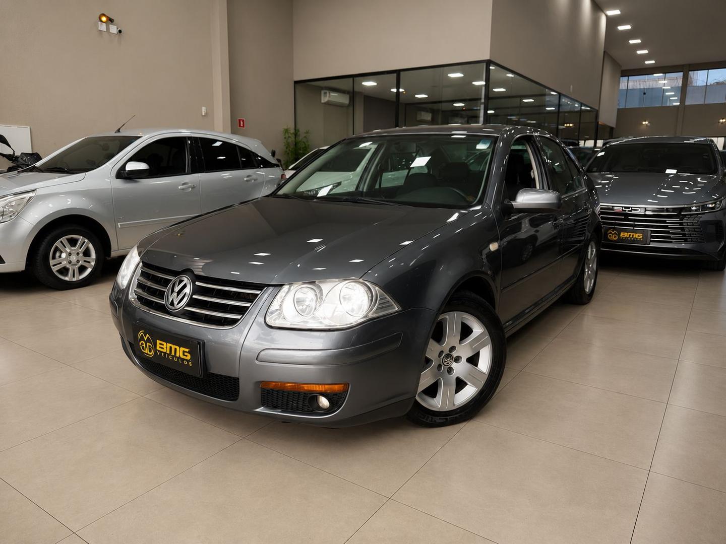 VOLKSWAGEN BORA 2.0 AUT - foto 2