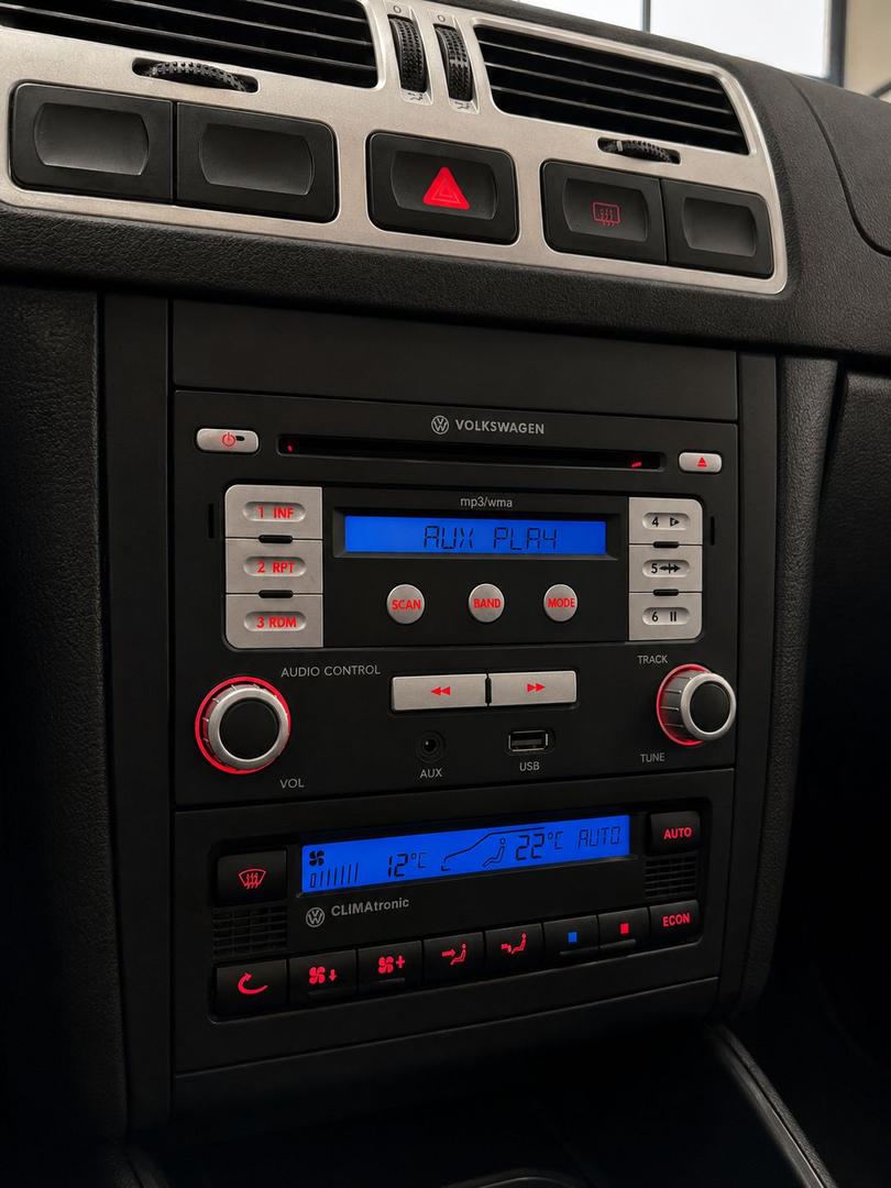 VOLKSWAGEN BORA 2.0 AUT - foto 14