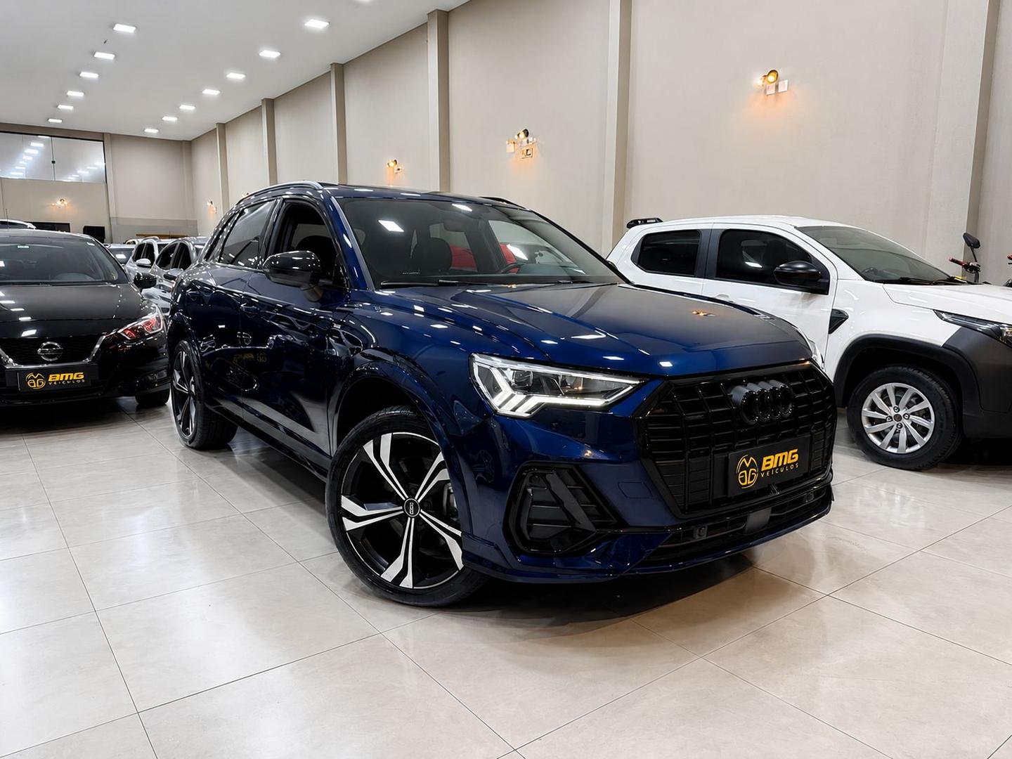 AUDI Q3 PERFORMANCE BLACK PLUS 2.0 TFSI QUATTRO - foto 1